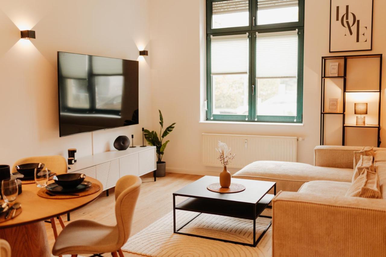 Design Apartment Stadtfeld-Ost Mit Netflix & 2 Schlafzimmern Магдебург Экстерьер фото